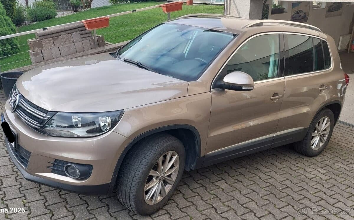 2012 Volkswagen TIGUAN