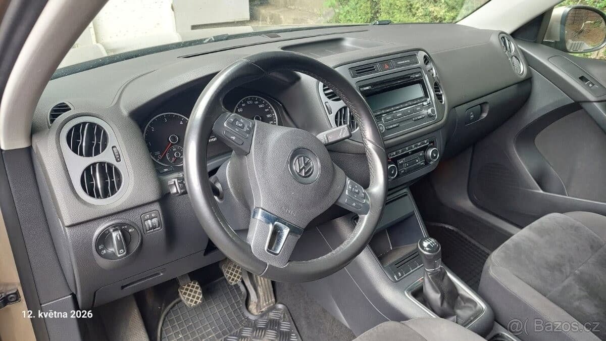 2012 Volkswagen TIGUAN - 5