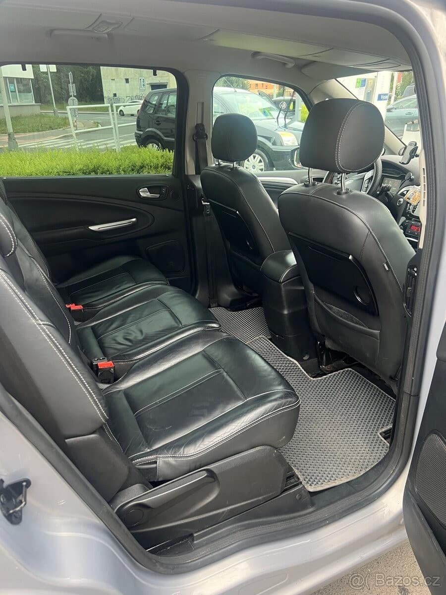 2010 Ford GALAXY - 41