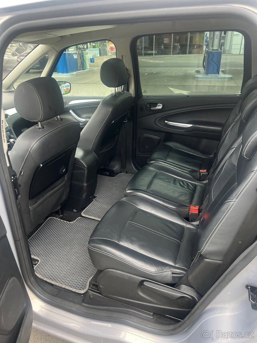 2010 Ford GALAXY - 25