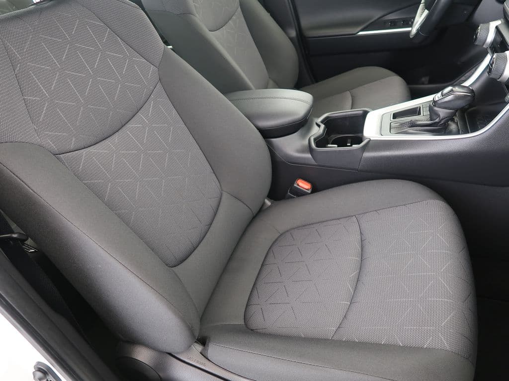 2022 Toyota RAV4 - 37