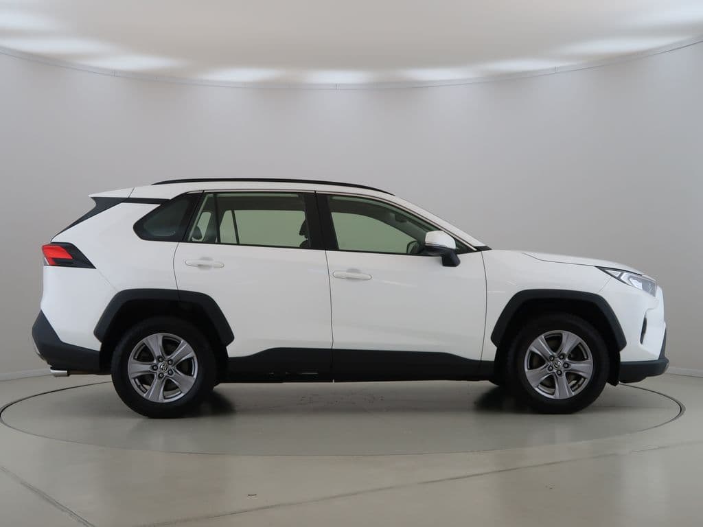 2022 Toyota RAV4 - 10