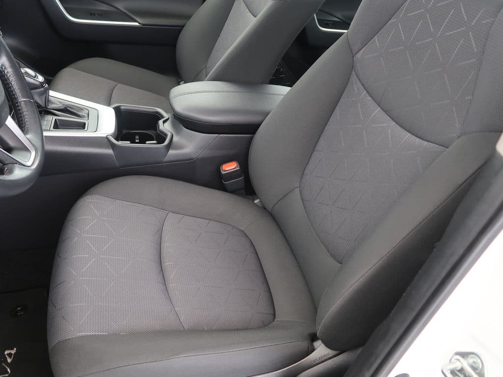 2022 Toyota RAV4 - 25
