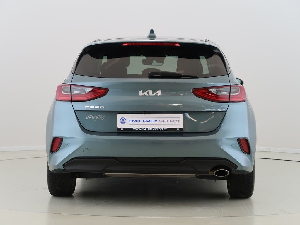 2022 Kia CEE'D - 16