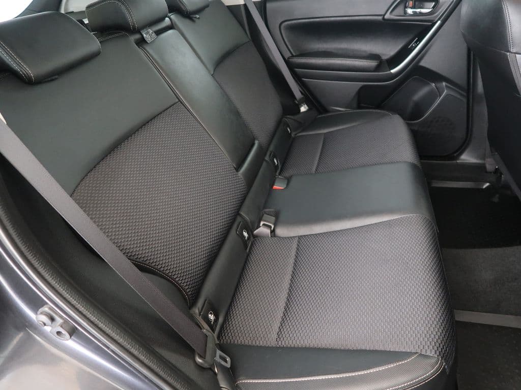2019 Subaru FORESTER - 34