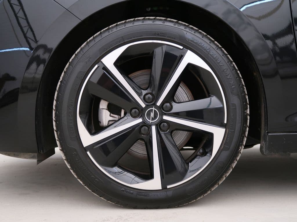2025 Opel ASTRA - 28