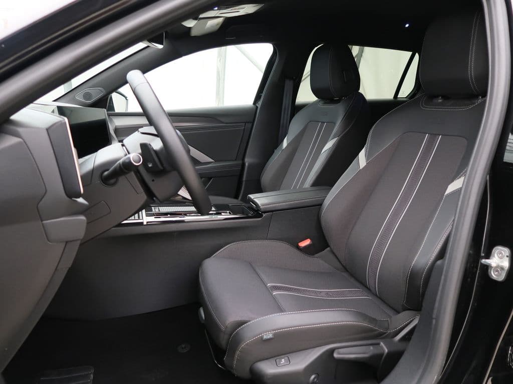 2025 Opel ASTRA - 40