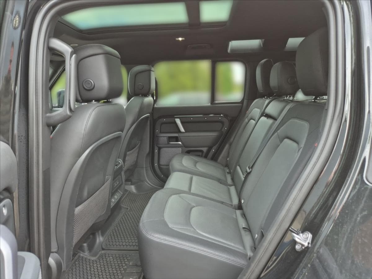 2022 Land Rover DEFENDER - 22
