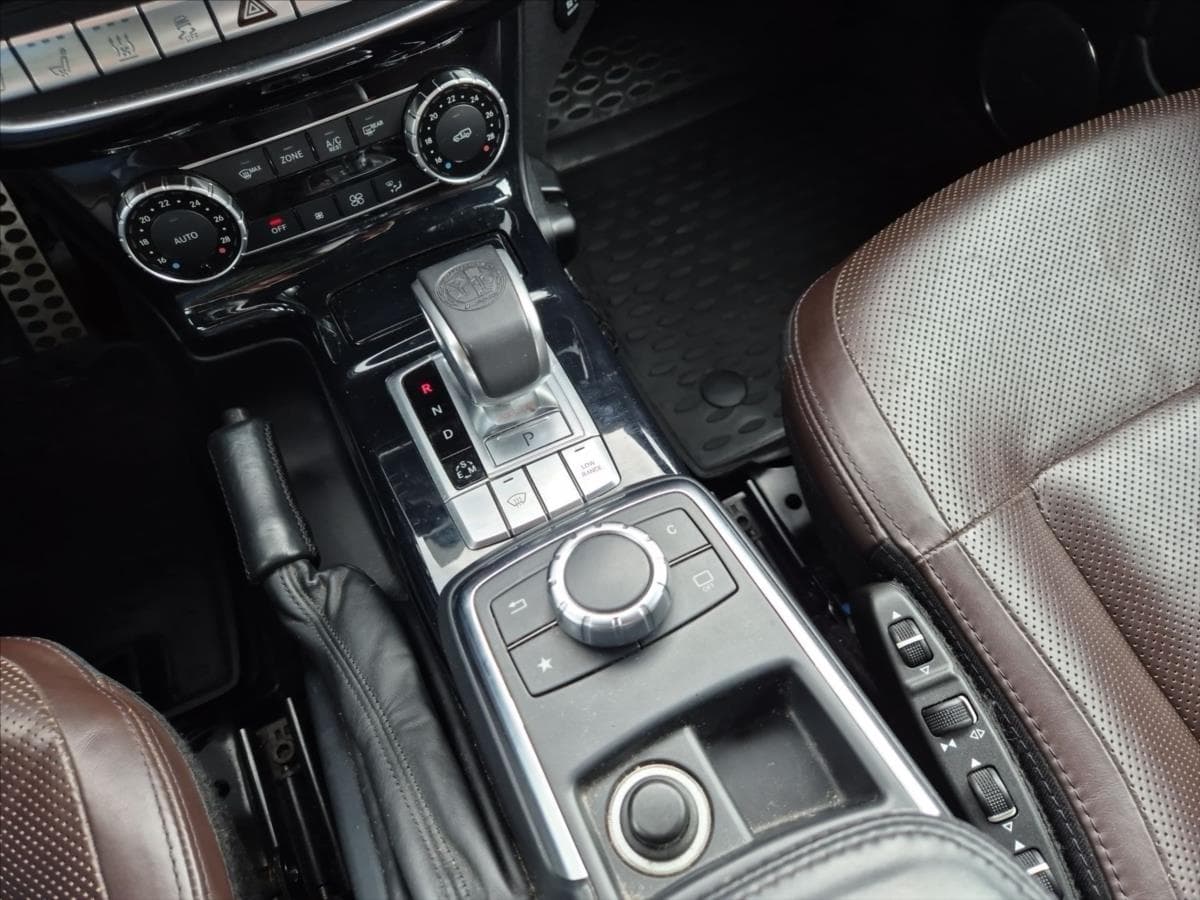 2016 Mercedes-Benz G-CLASS - 43
