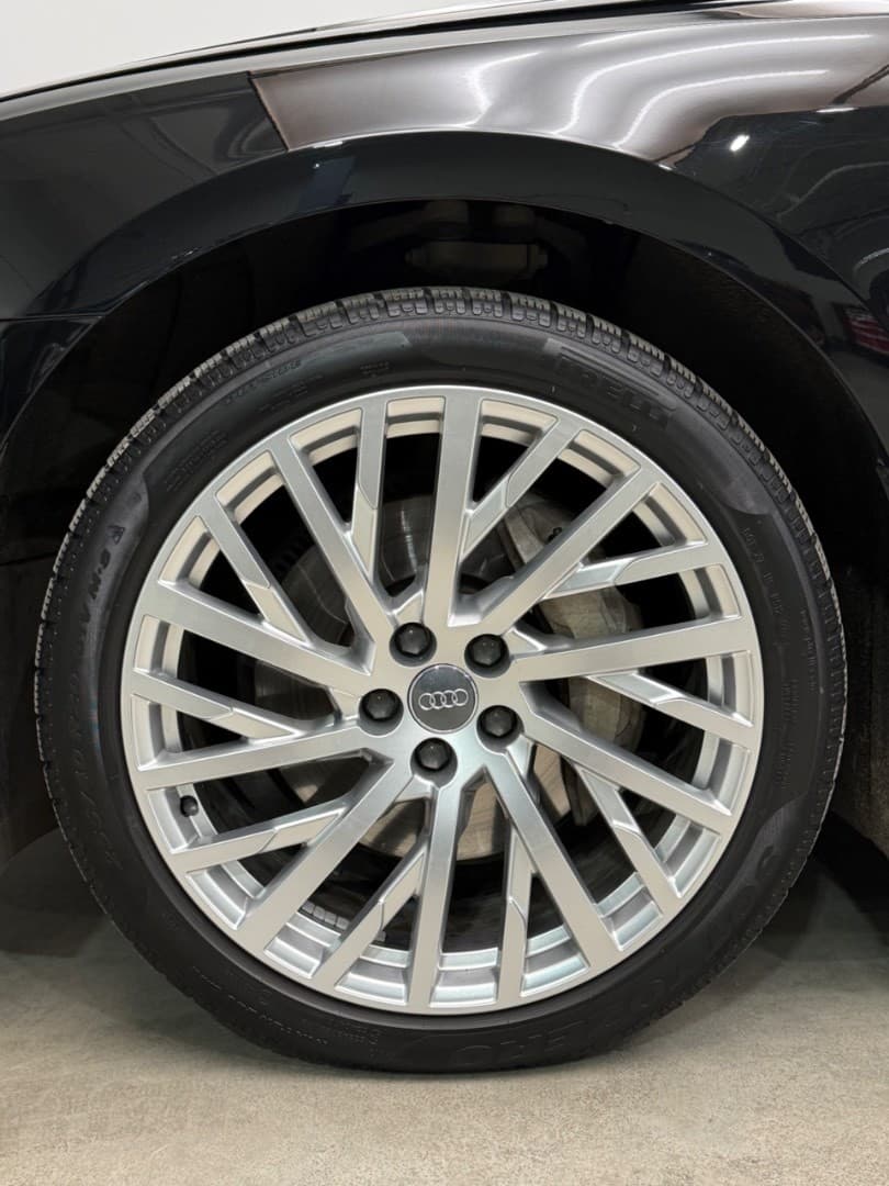 2018 Audi A8 - 22