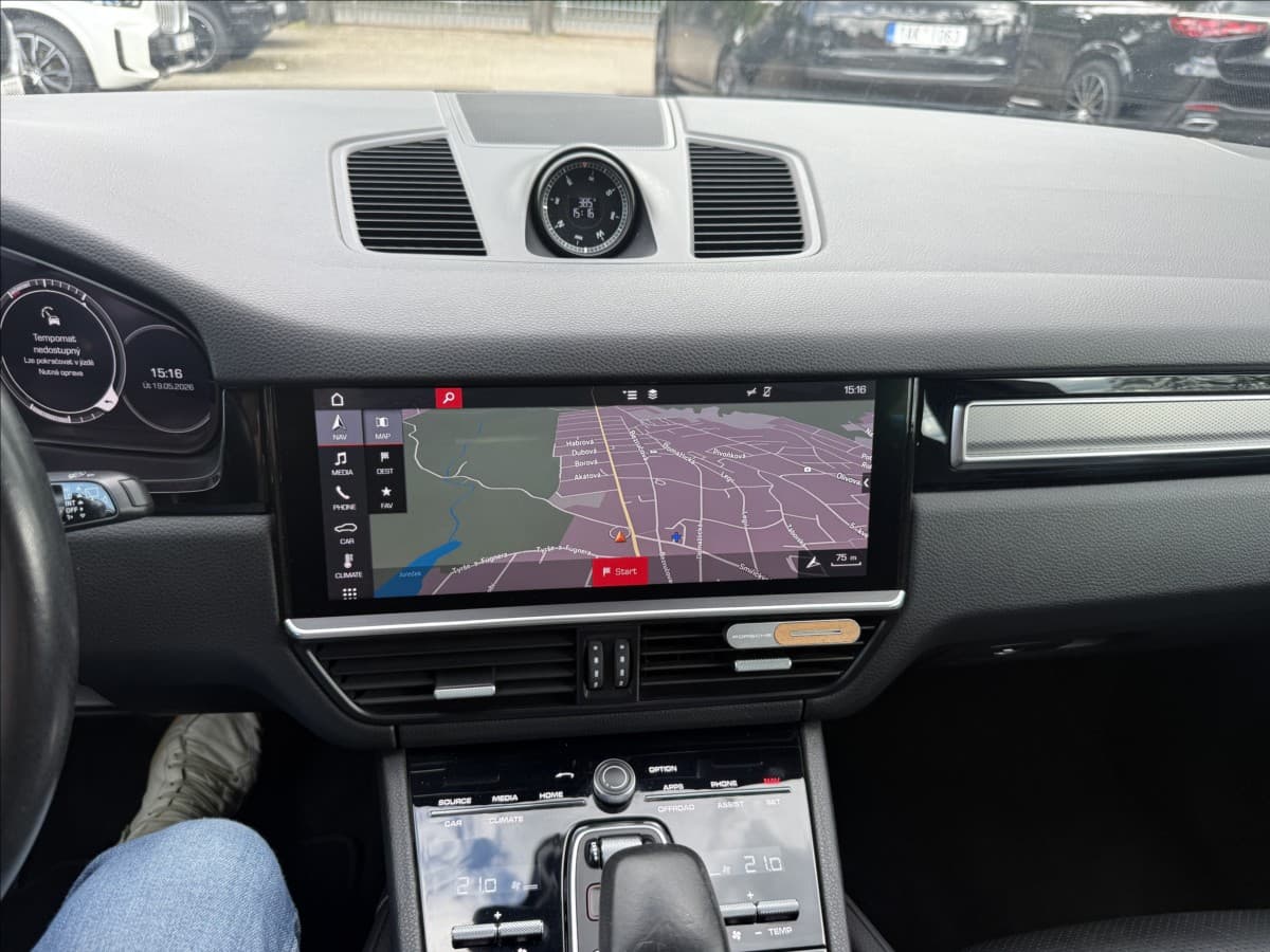 2018 Porsche CAYENNE - 55