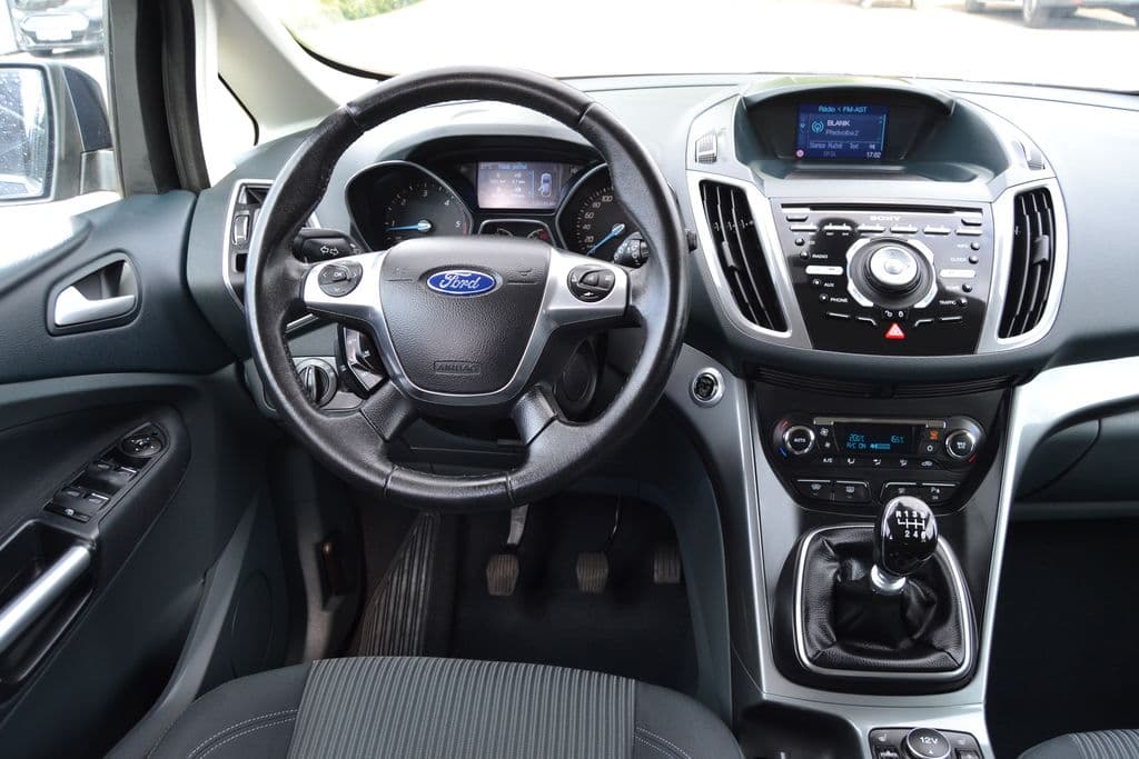 2014 Ford C-MAX - 16
