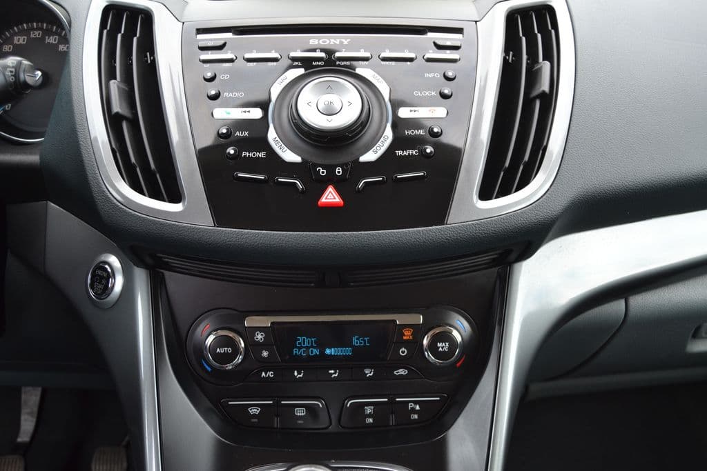 2014 Ford C-MAX - 19