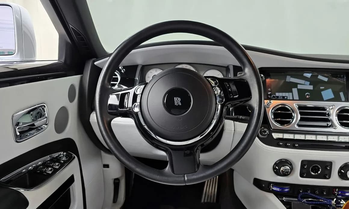 2019 Rolls-Royce GHOST - 37