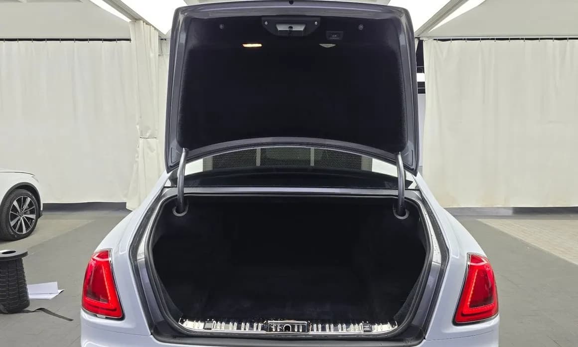 2019 Rolls-Royce GHOST - 58