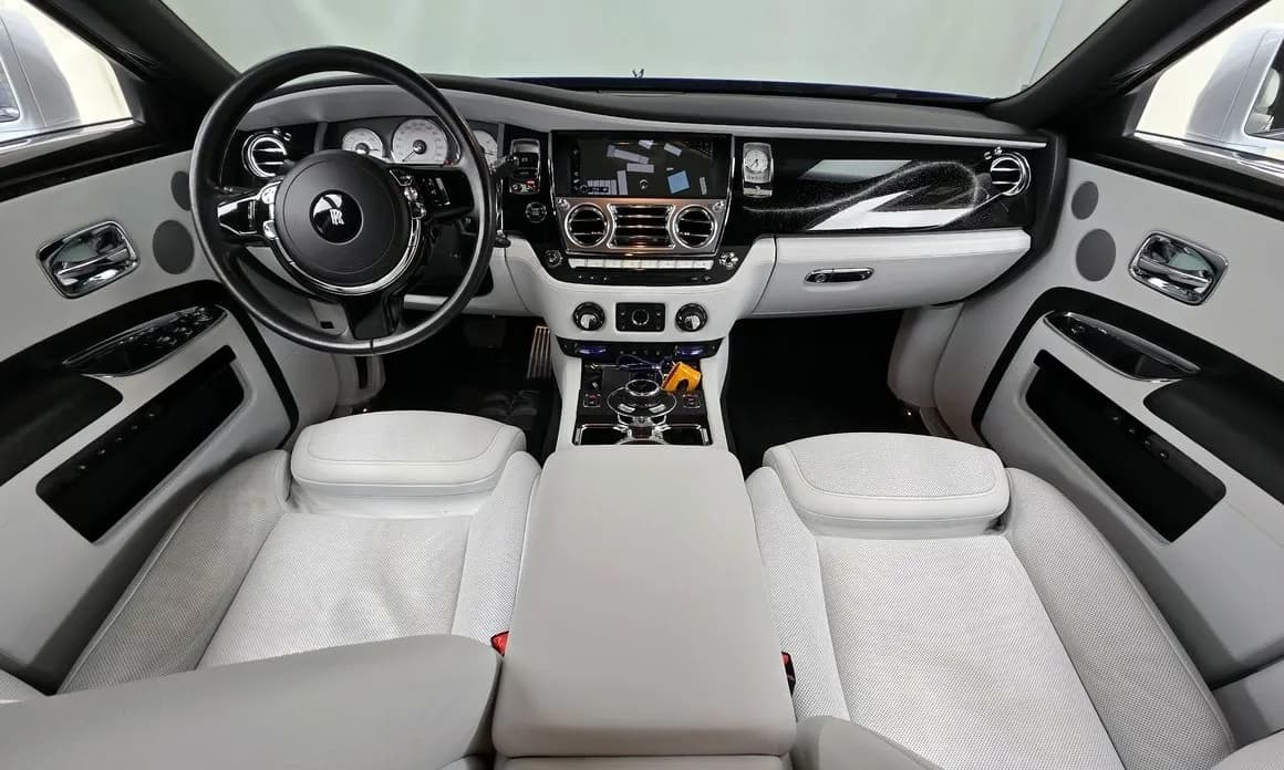 2019 Rolls-Royce GHOST - 19