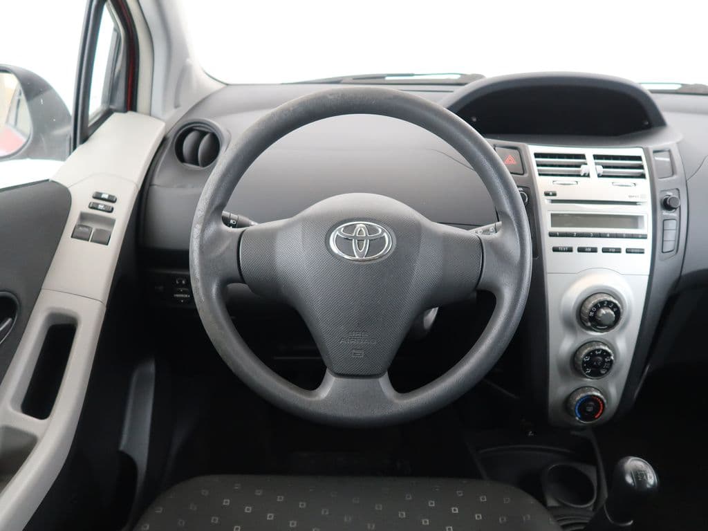 2008 Toyota YARIS - 29