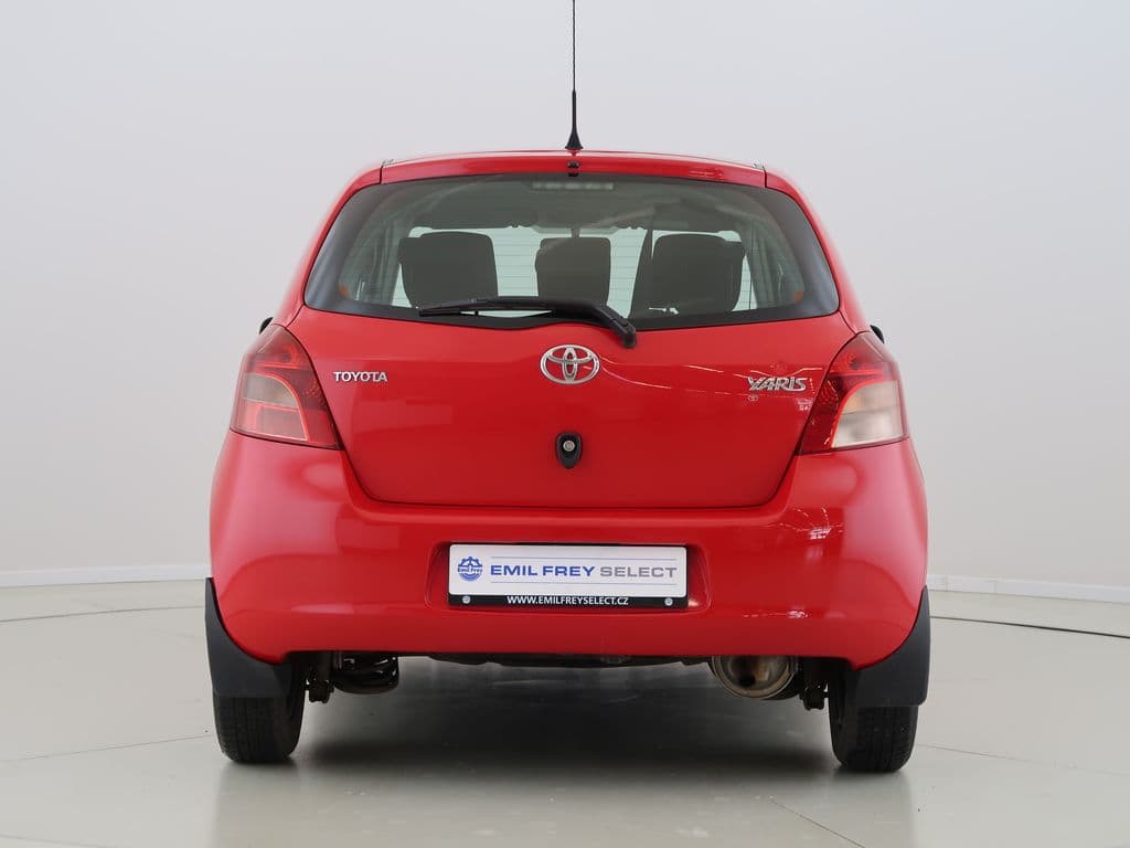 2008 Toyota YARIS - 11