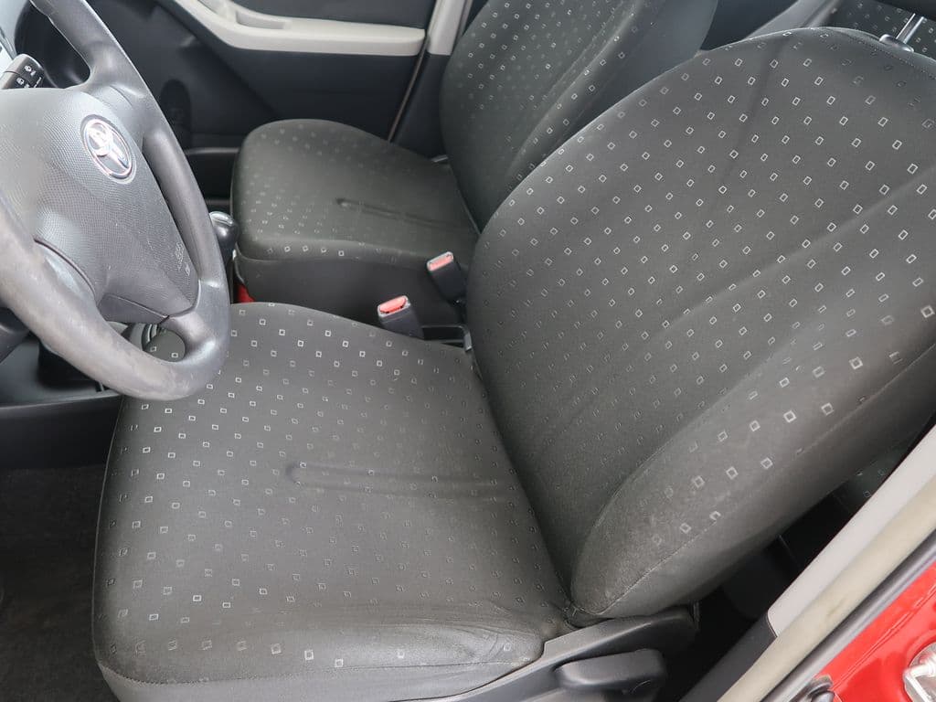 2008 Toyota YARIS - 17