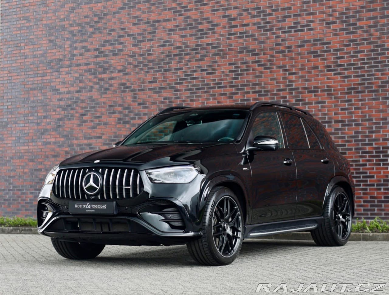 2025 Mercedes-Benz GLE - 12