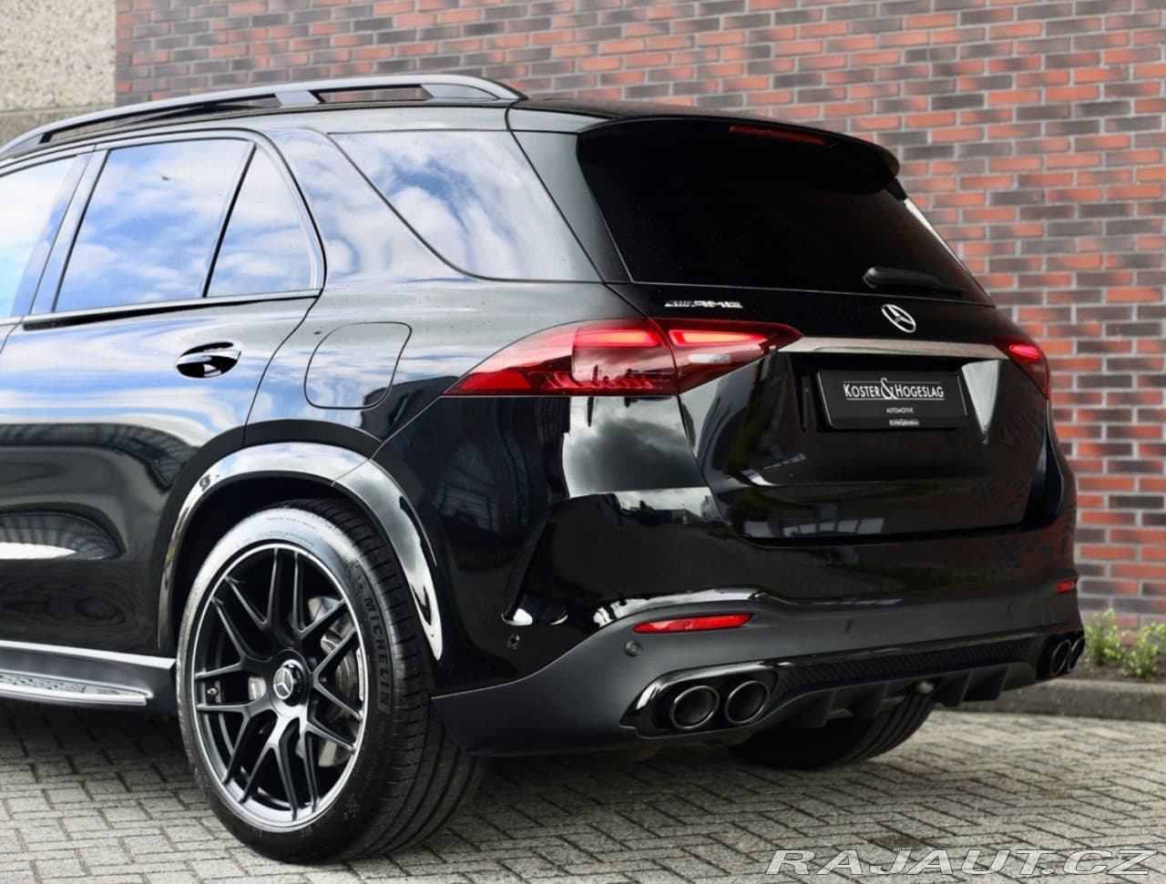 2025 Mercedes-Benz GLE - 16
