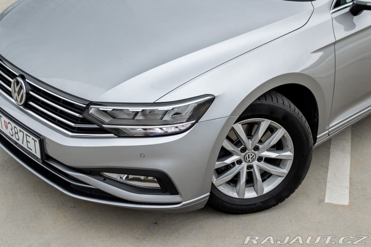 2020 Volkswagen PASSAT - 3
