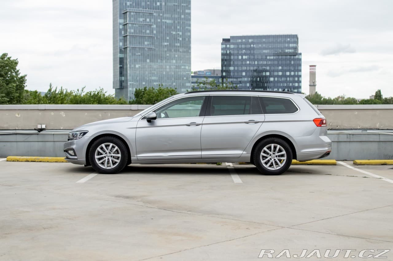 2020 Volkswagen PASSAT - 4