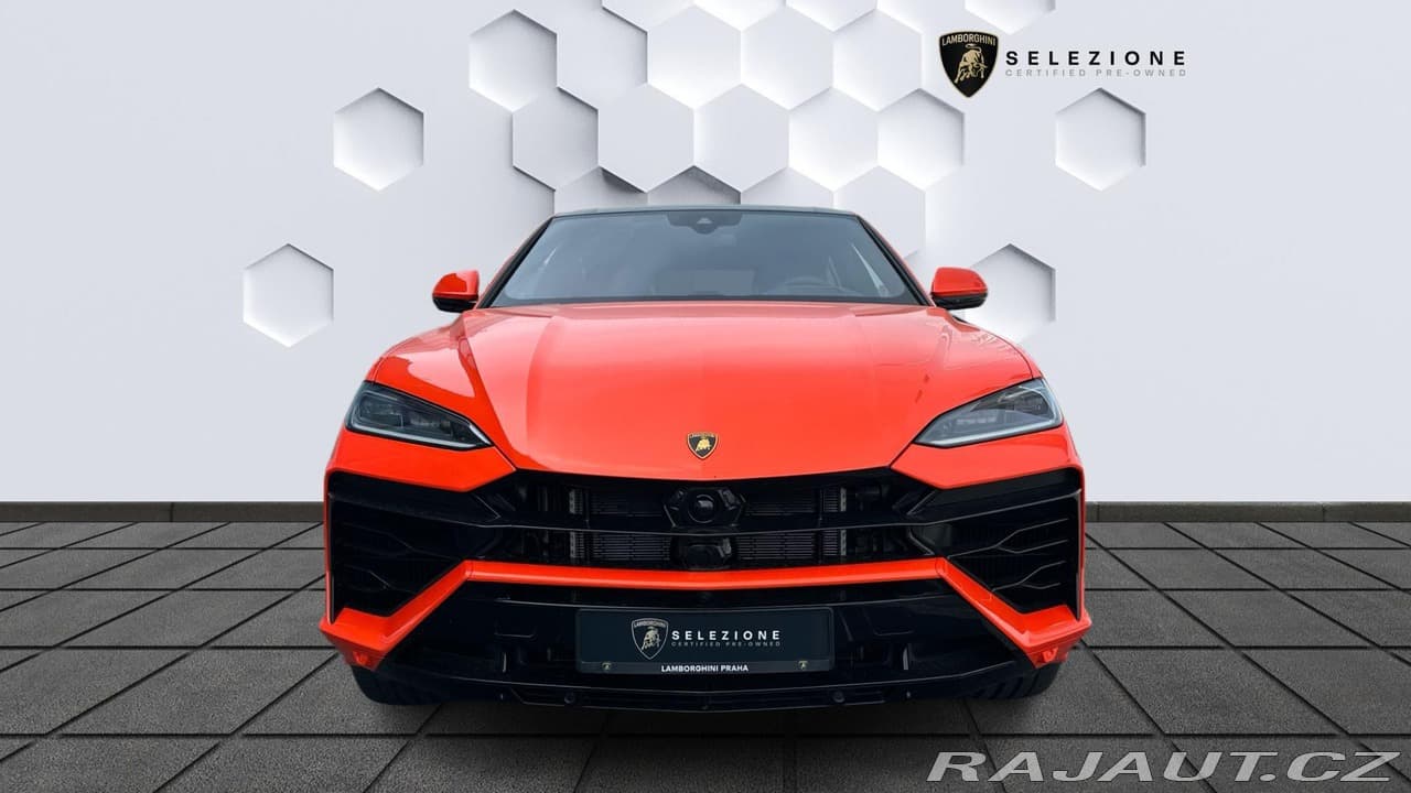 2025 Lamborghini URUS - 5