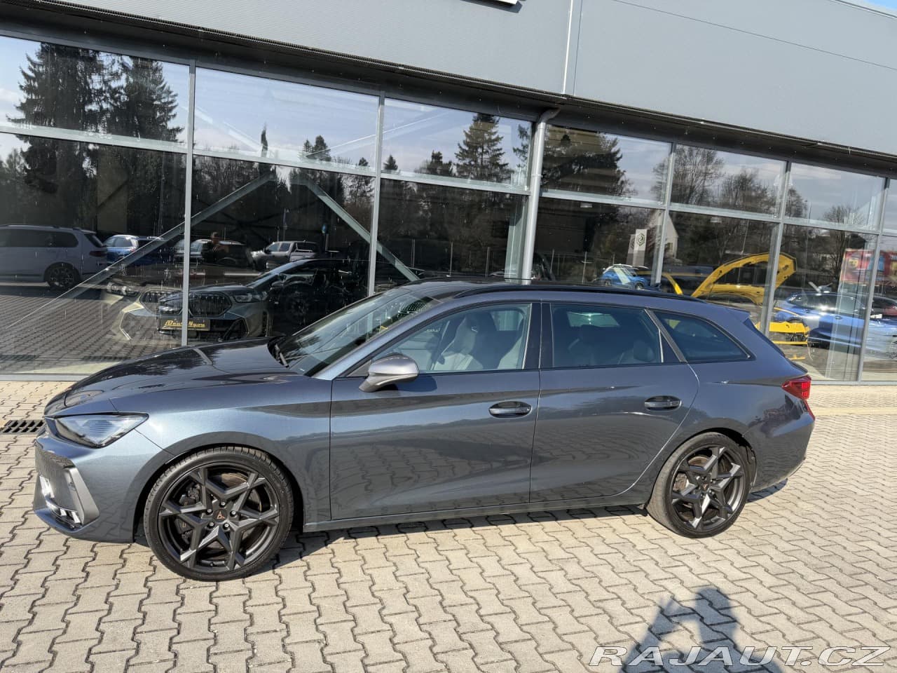 2025 Cupra LEON - 4