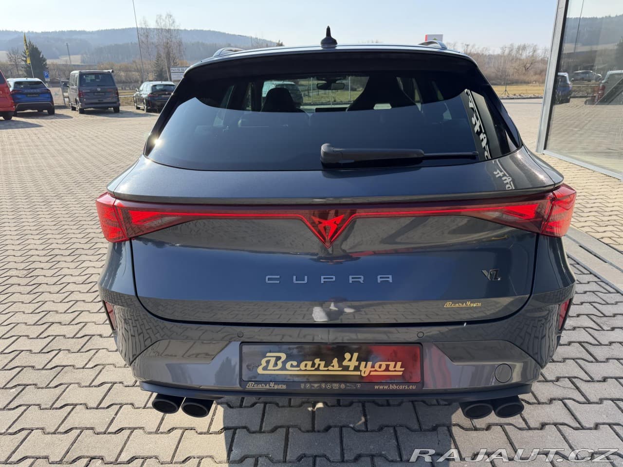 2025 Cupra LEON - 8