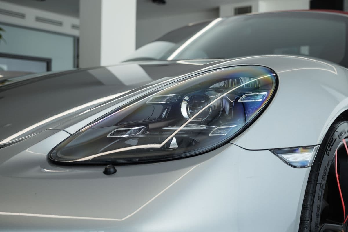 2020 Porsche 718 - 19