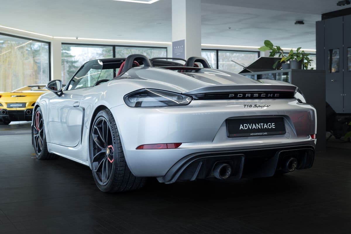 2020 Porsche 718 - 4
