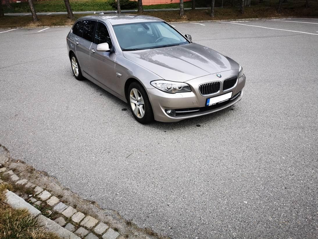2011 BMW 5-SERIES - 3