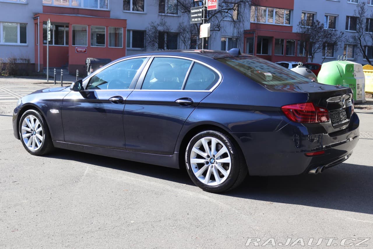 2013 BMW 5-SERIES - 14