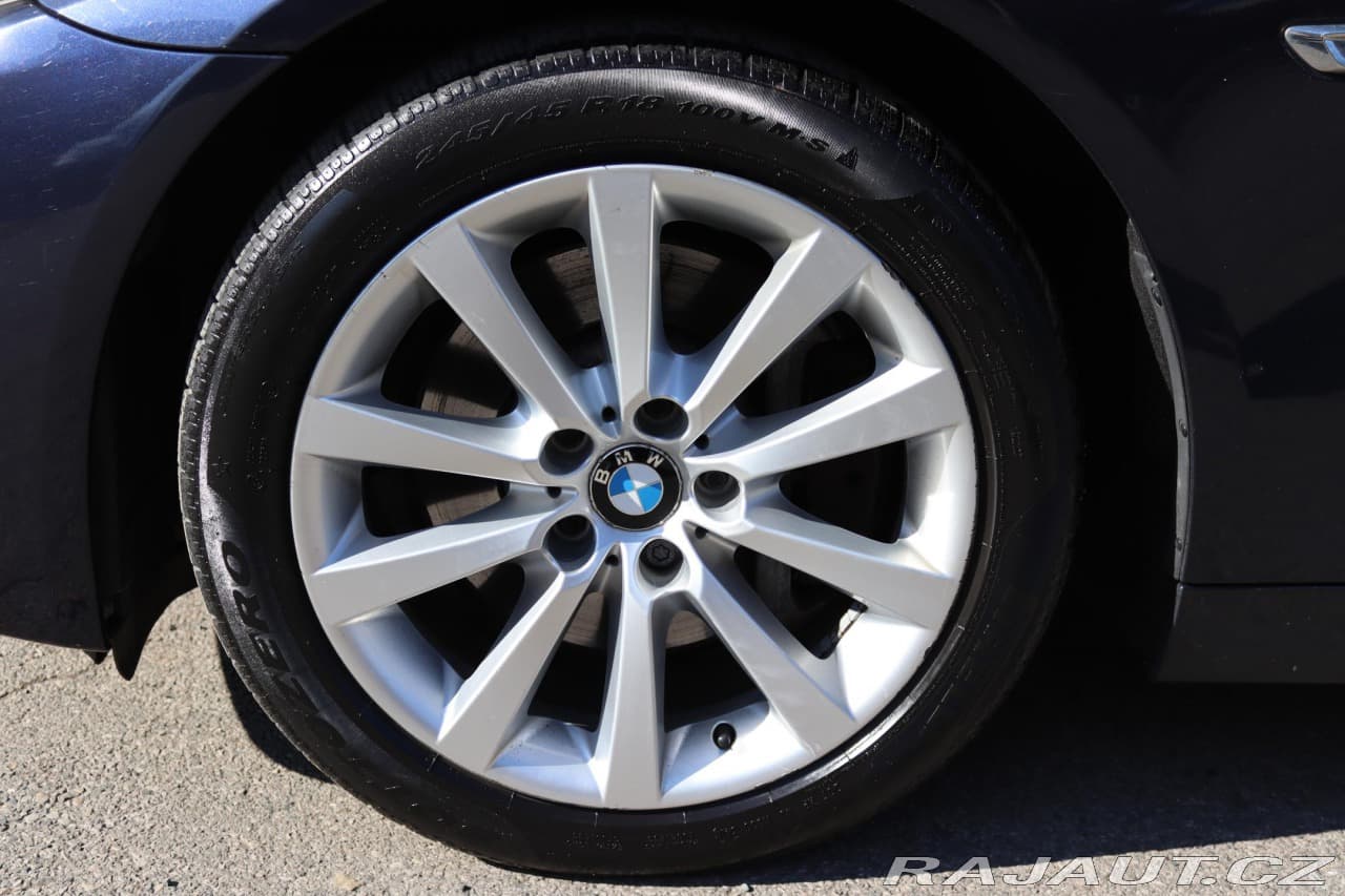 2013 BMW 5-SERIES - 18
