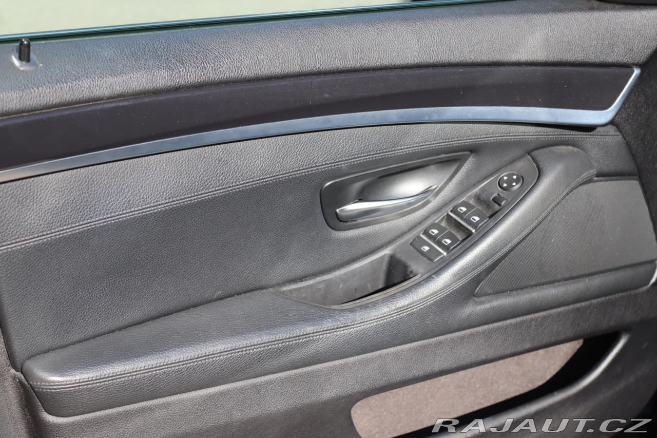 2013 BMW 5-SERIES - 19
