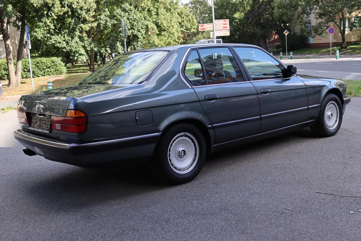1989 BMW 7-SERIES - 10