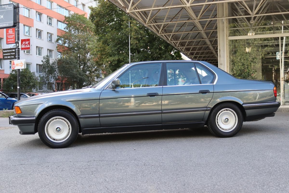 1989 BMW 7-SERIES - 15