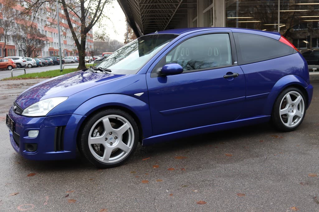 2002 Ford FOCUS - 16
