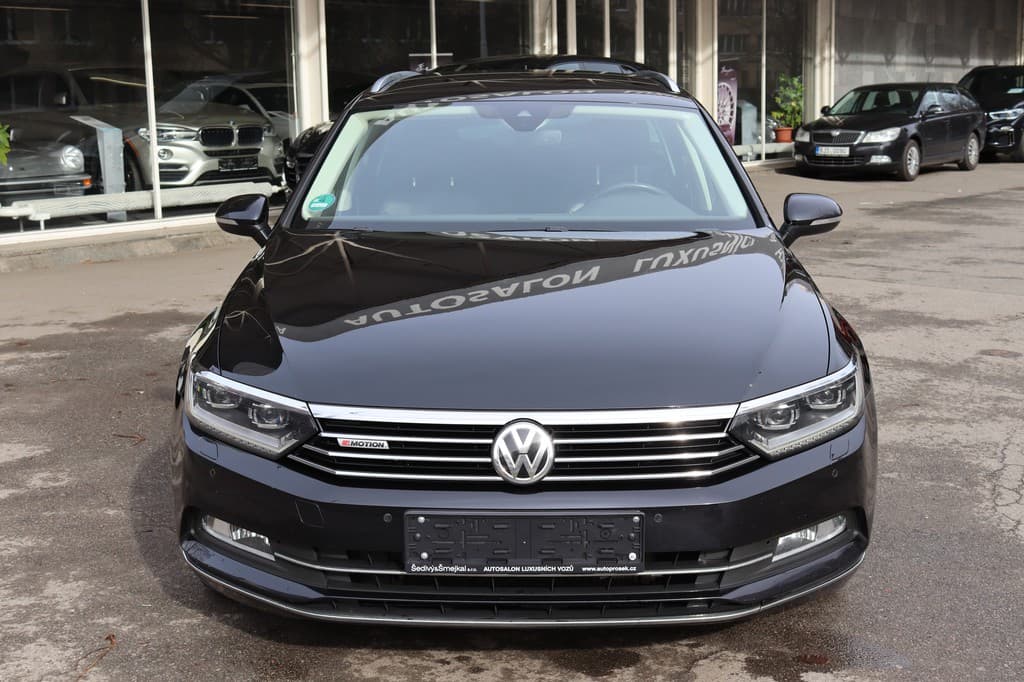 2015 Volkswagen PASSAT - 2