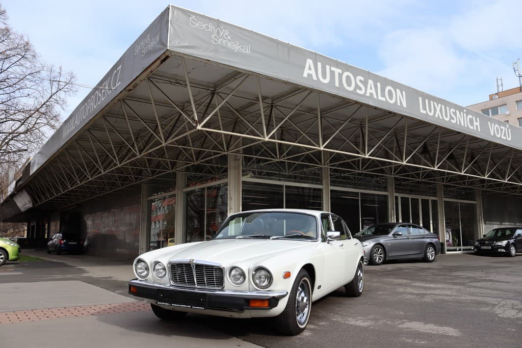 1974 Jaguar XJ