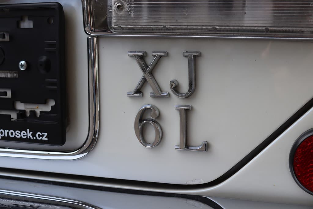 1974 Jaguar XJ - 15