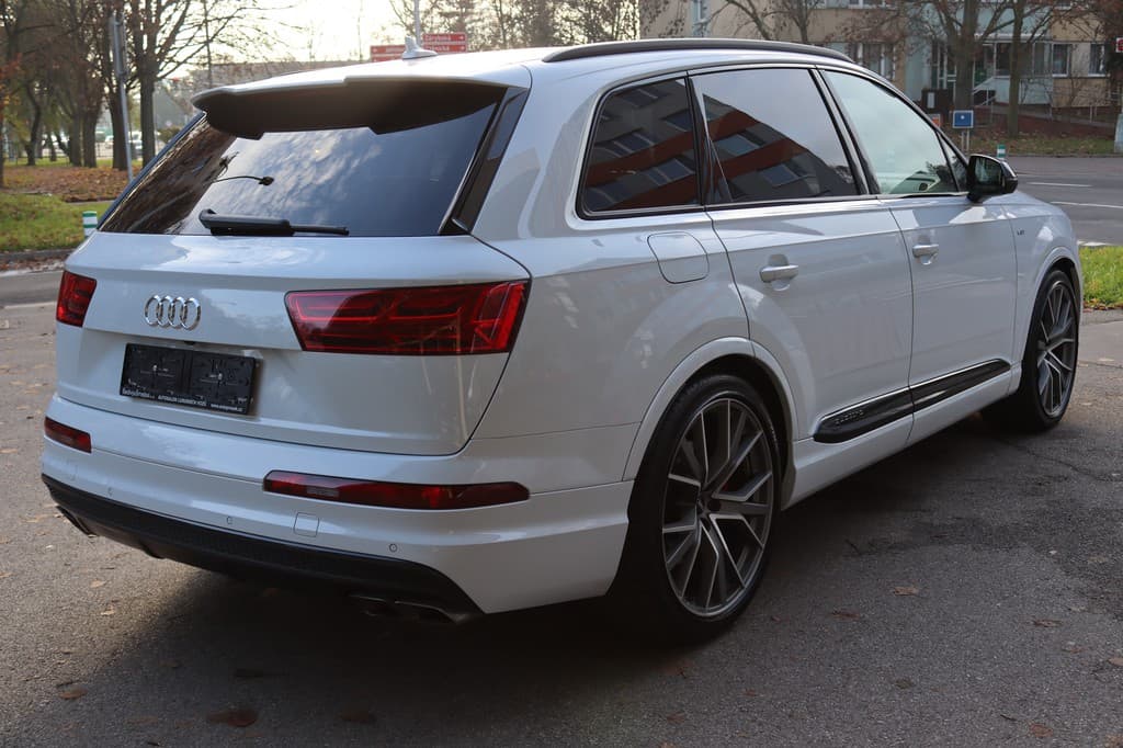 2018 Audi SQ7 - 10