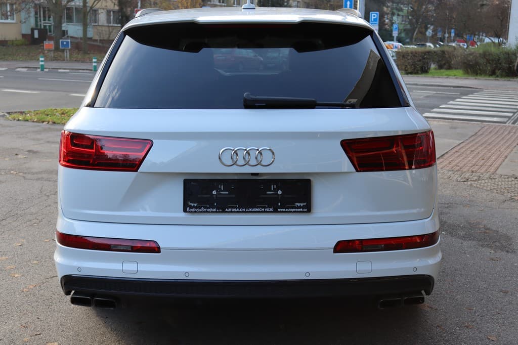 2018 Audi SQ7 - 11