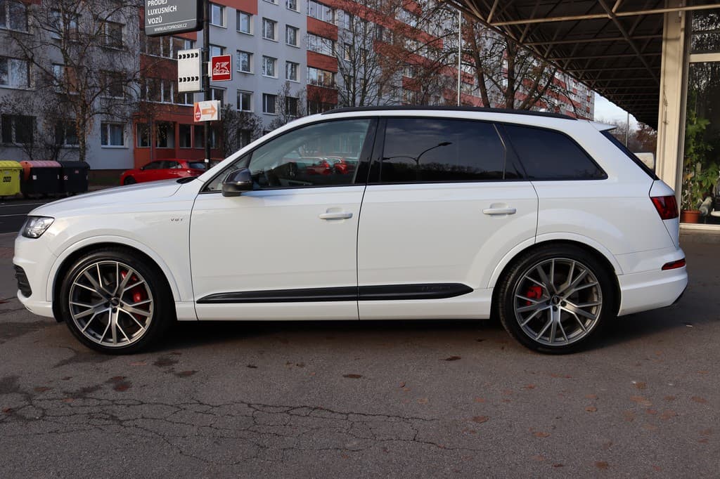 2018 Audi SQ7 - 14