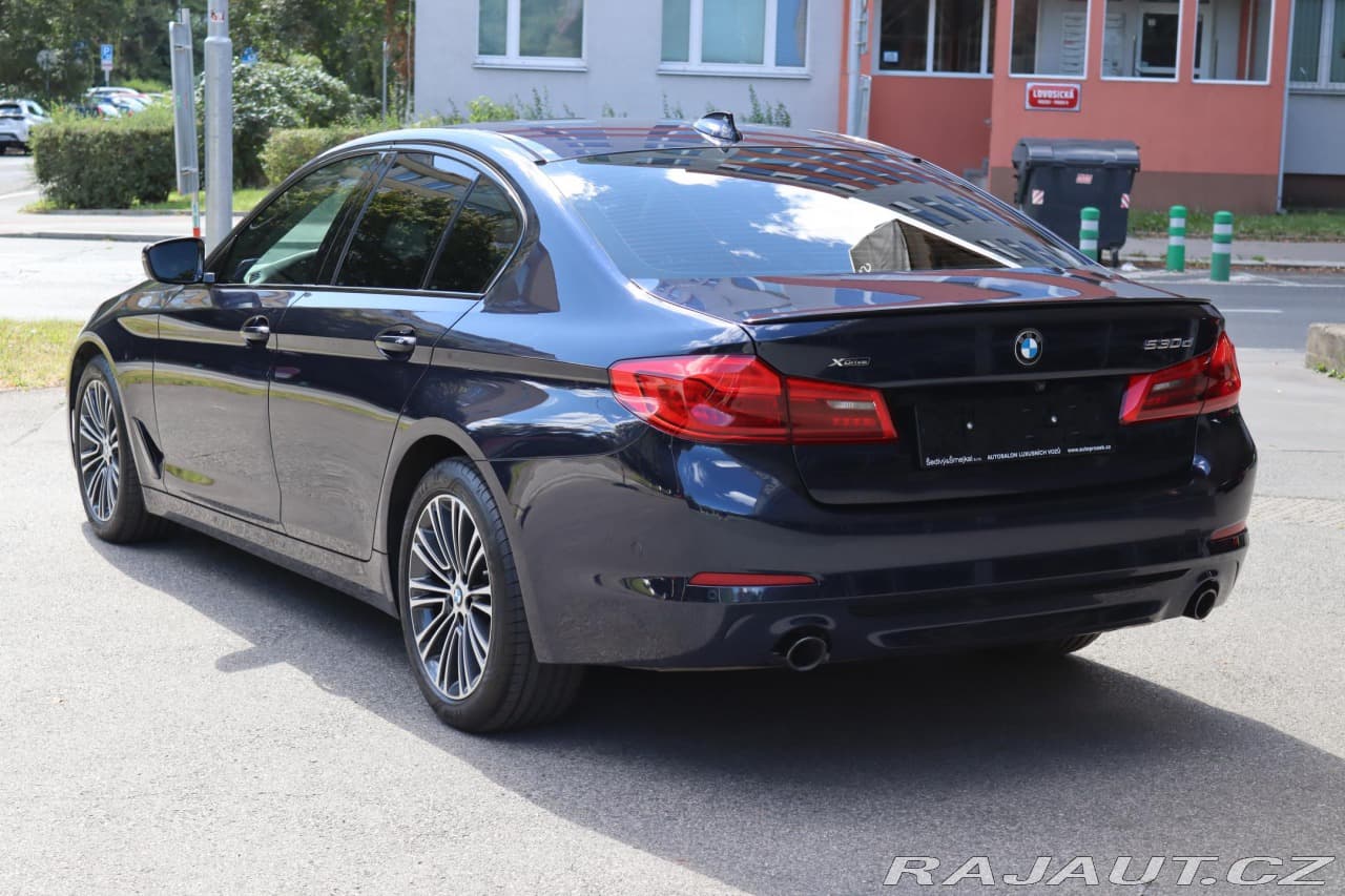 2019 BMW 5-SERIES - 13
