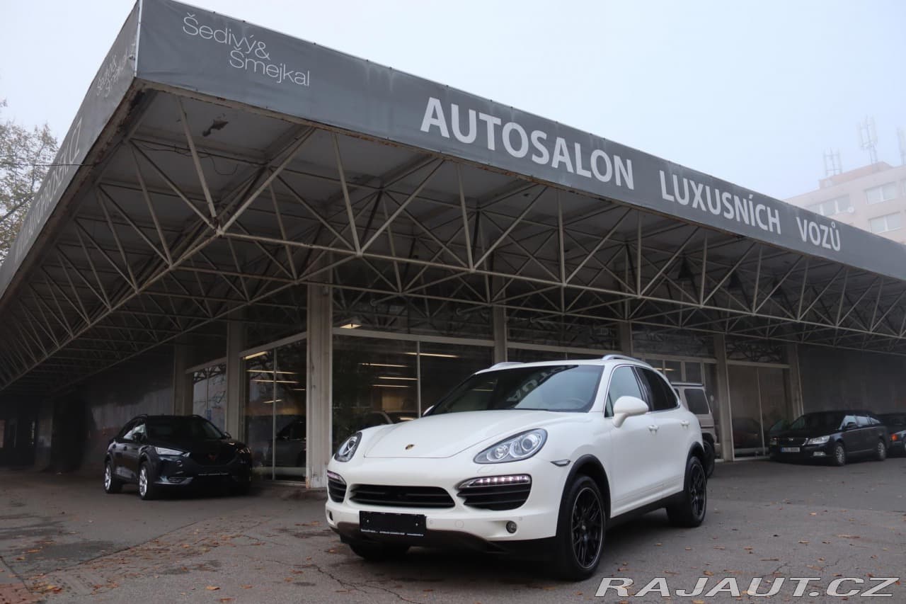 2011 Porsche CAYENNE