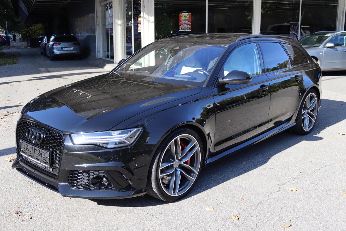 2015 Audi RS6 - 17