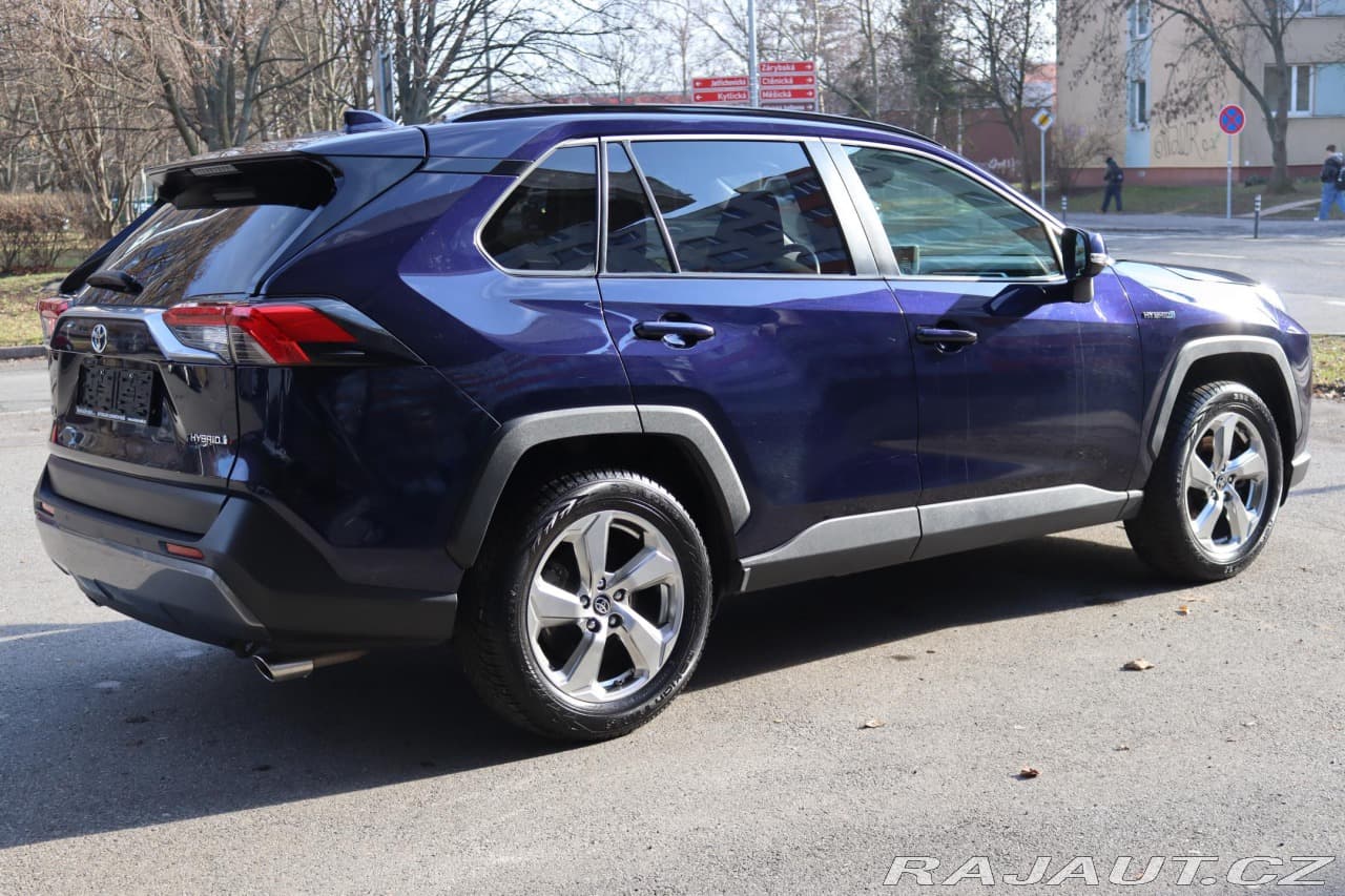 2021 Toyota RAV4 - 10