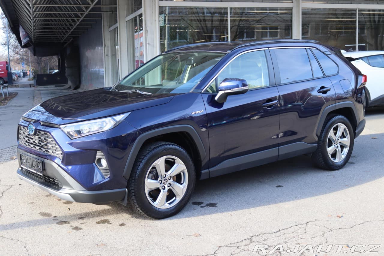 2021 Toyota RAV4 - 16